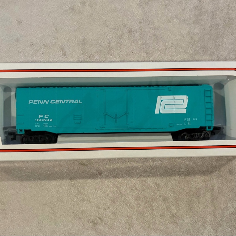Penn Central Blue Boxcar Model